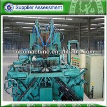 Automatic chain making machine